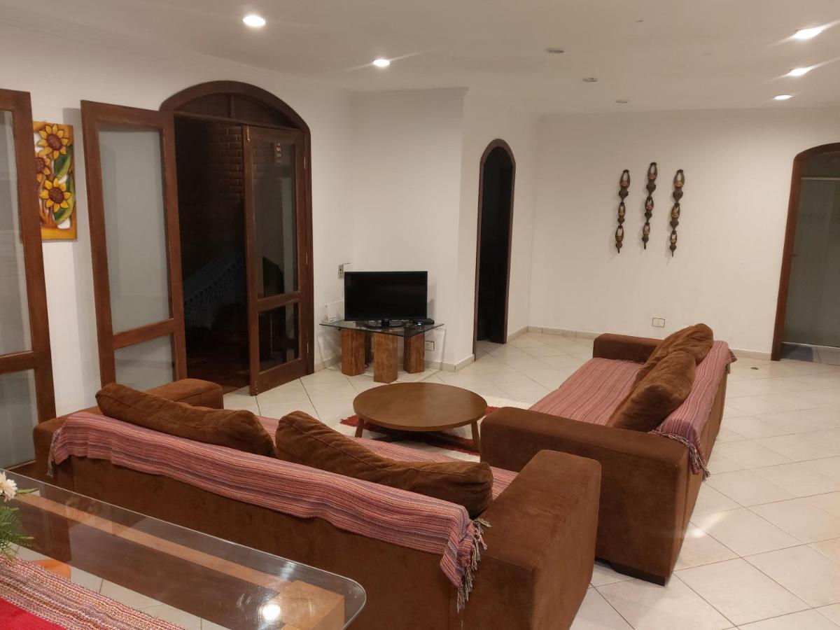Casa na praia de Itamambuca na cidade de Ubatuba Exterior foto